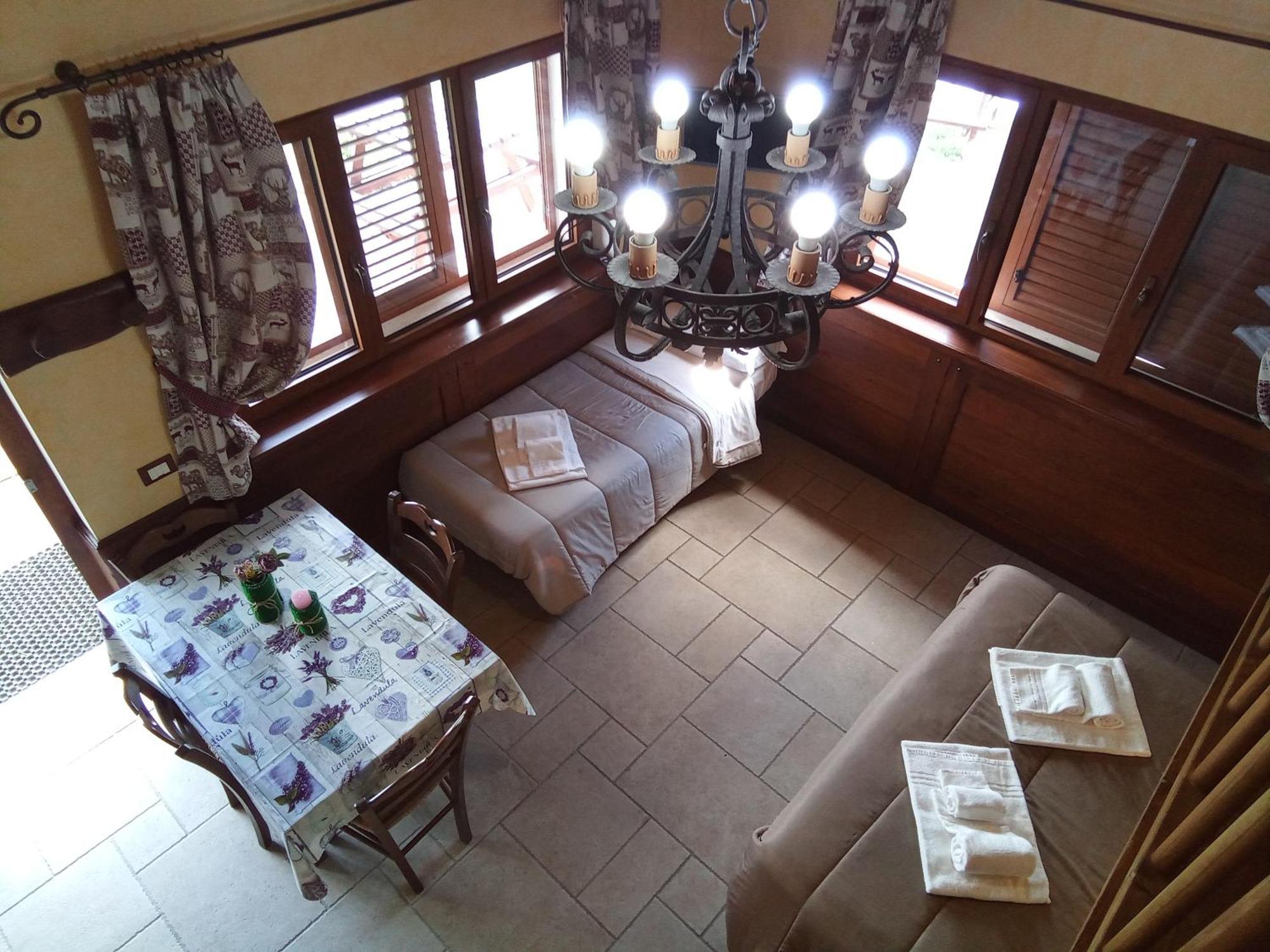 Beb Le Frattocchie Bed & Breakfast Castel Di Sangro Ngoại thất bức ảnh